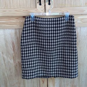 Talbots houndstooth wool blend lined pencil skirt size 6